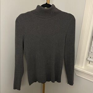 Ralph Lauren Women's Gray Turtleneck Sweater
